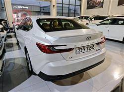 تۆیۆتا کامری